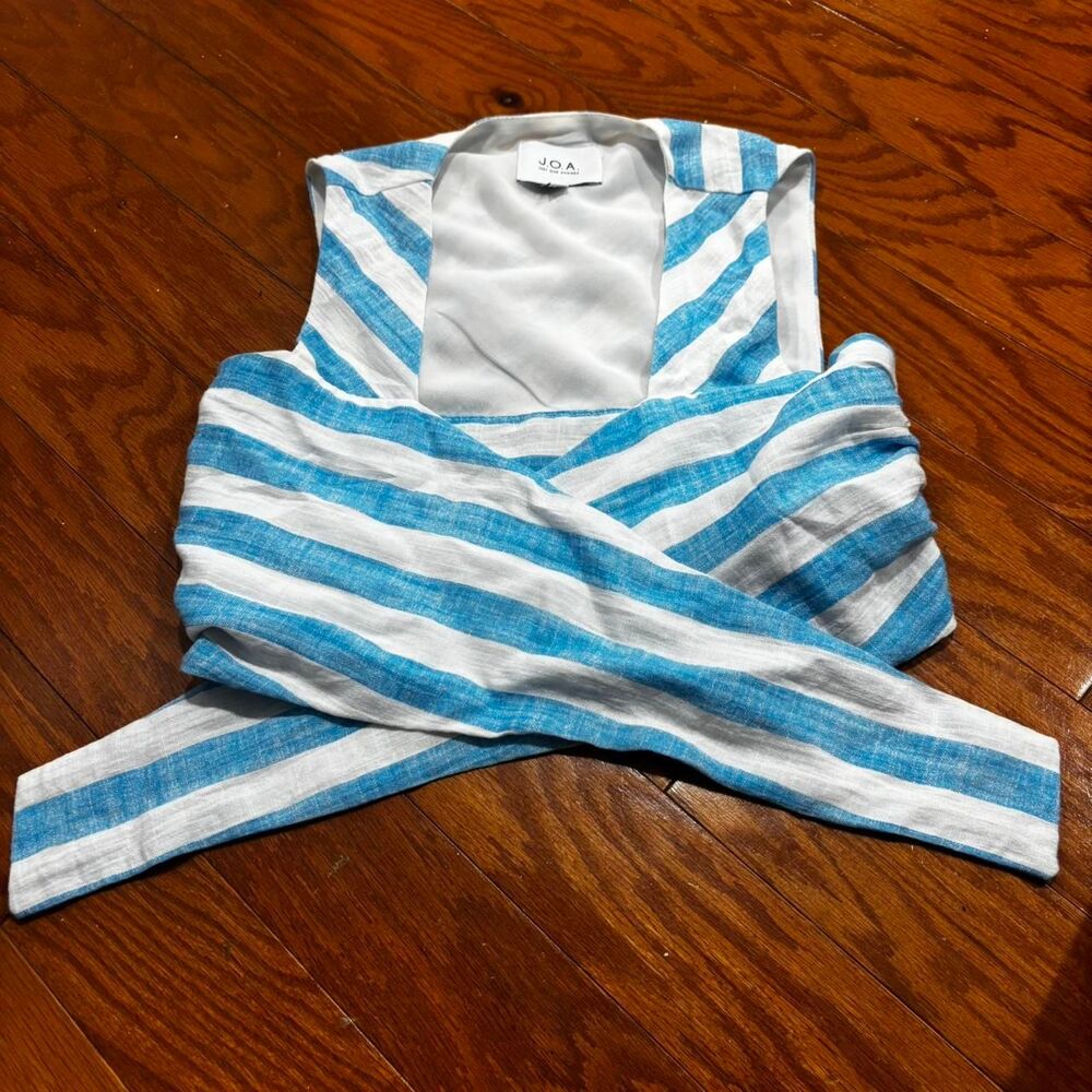 JOA Women's Blue White Crossover Tank Top Blouse XSmall Beachy Linen Striped